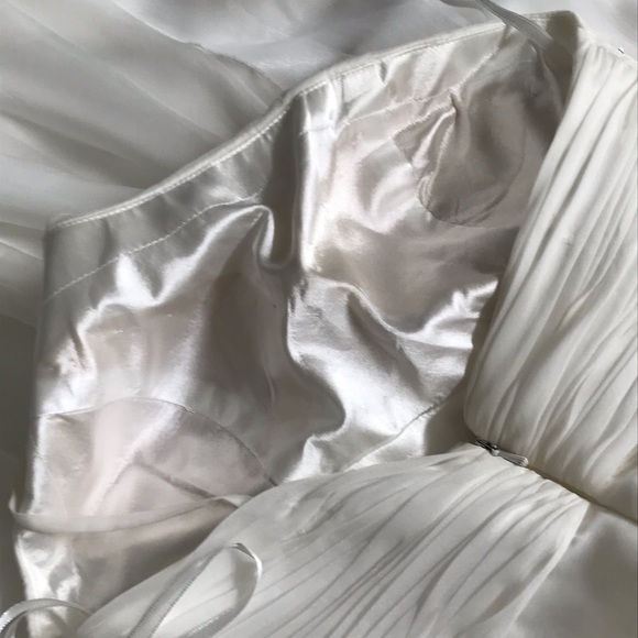 Aspeed Dress - Picture 5 of 10